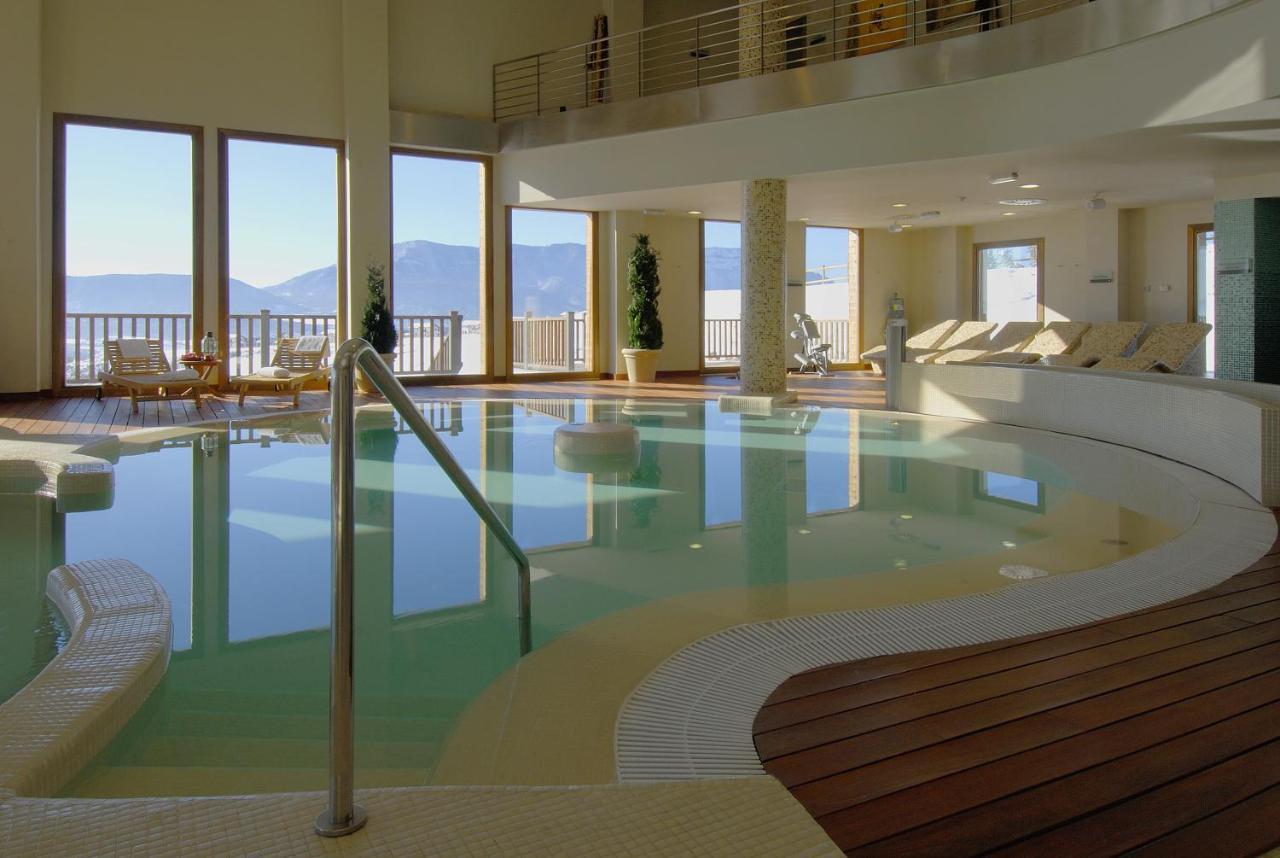 Hotel & Spa Real Badaguas Jaca Buitenkant foto
