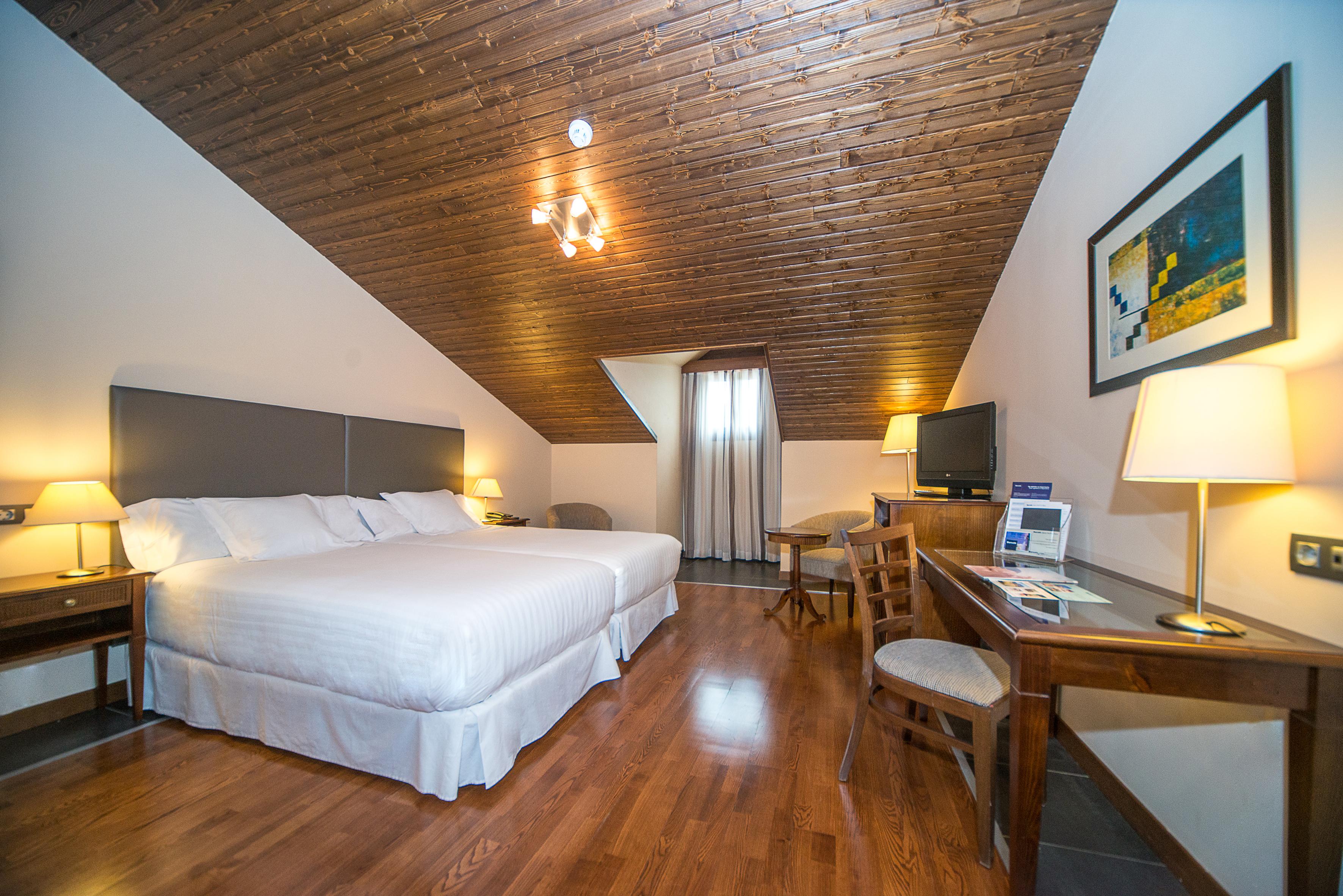 Hotel & Spa Real Badaguas Jaca Buitenkant foto