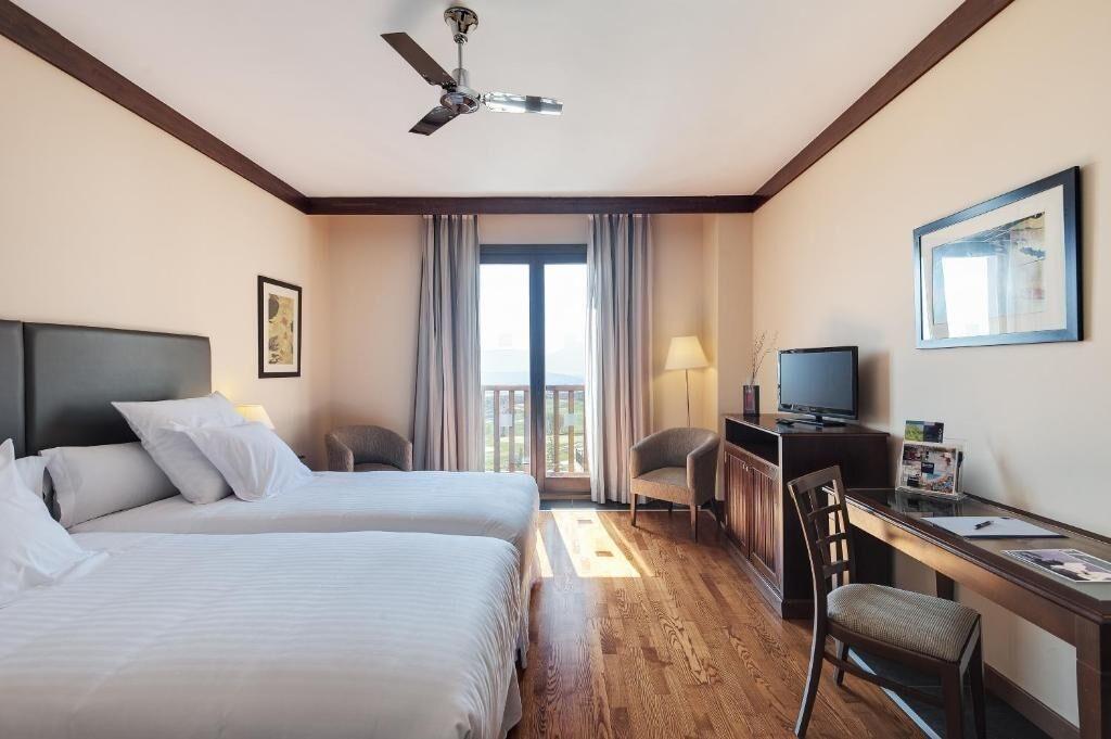 Hotel & Spa Real Badaguas Jaca Buitenkant foto